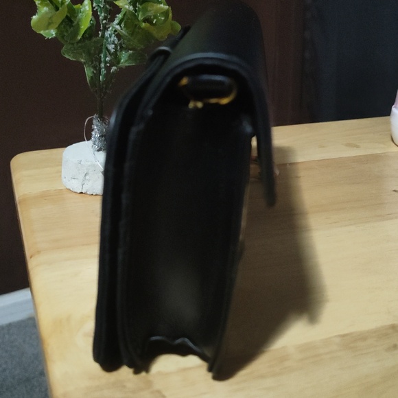 Wallet - Picture 2 of 8